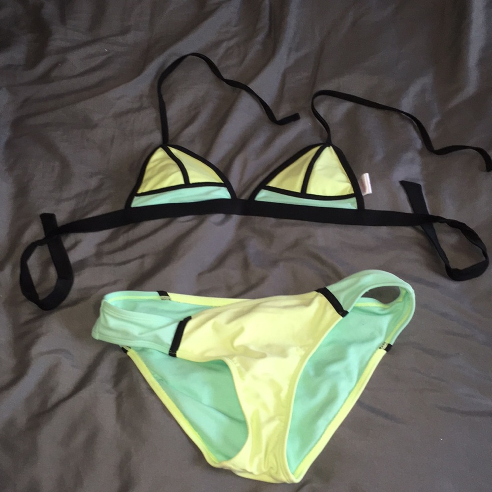 2 piece multicolored swim suit